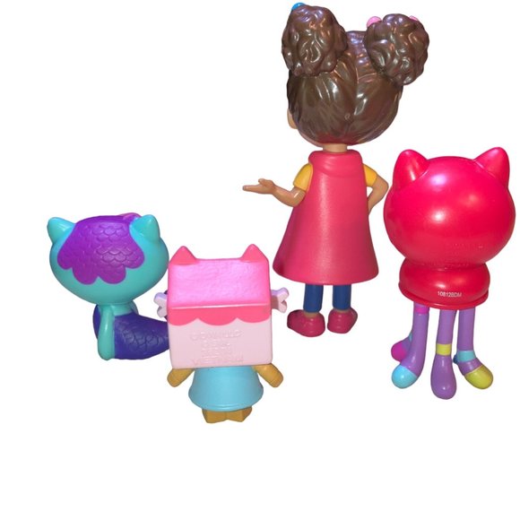 Gabby’s Dollhouse Toy Figures Gabby Girl Baby Box Cat and Accessories Custom Lot - Picture 8 of 9